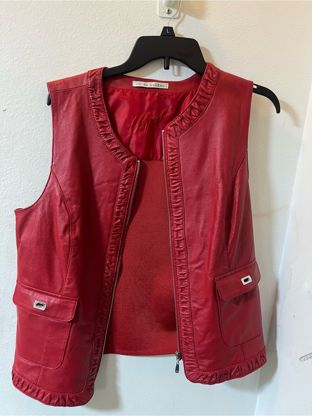 Peter Nygard Red Genuine Leather Zip Front Vest Lined Women’s Size Large